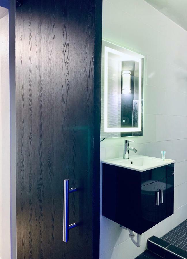 Modern Suite #1 Pasavento 아과디야 외부 사진